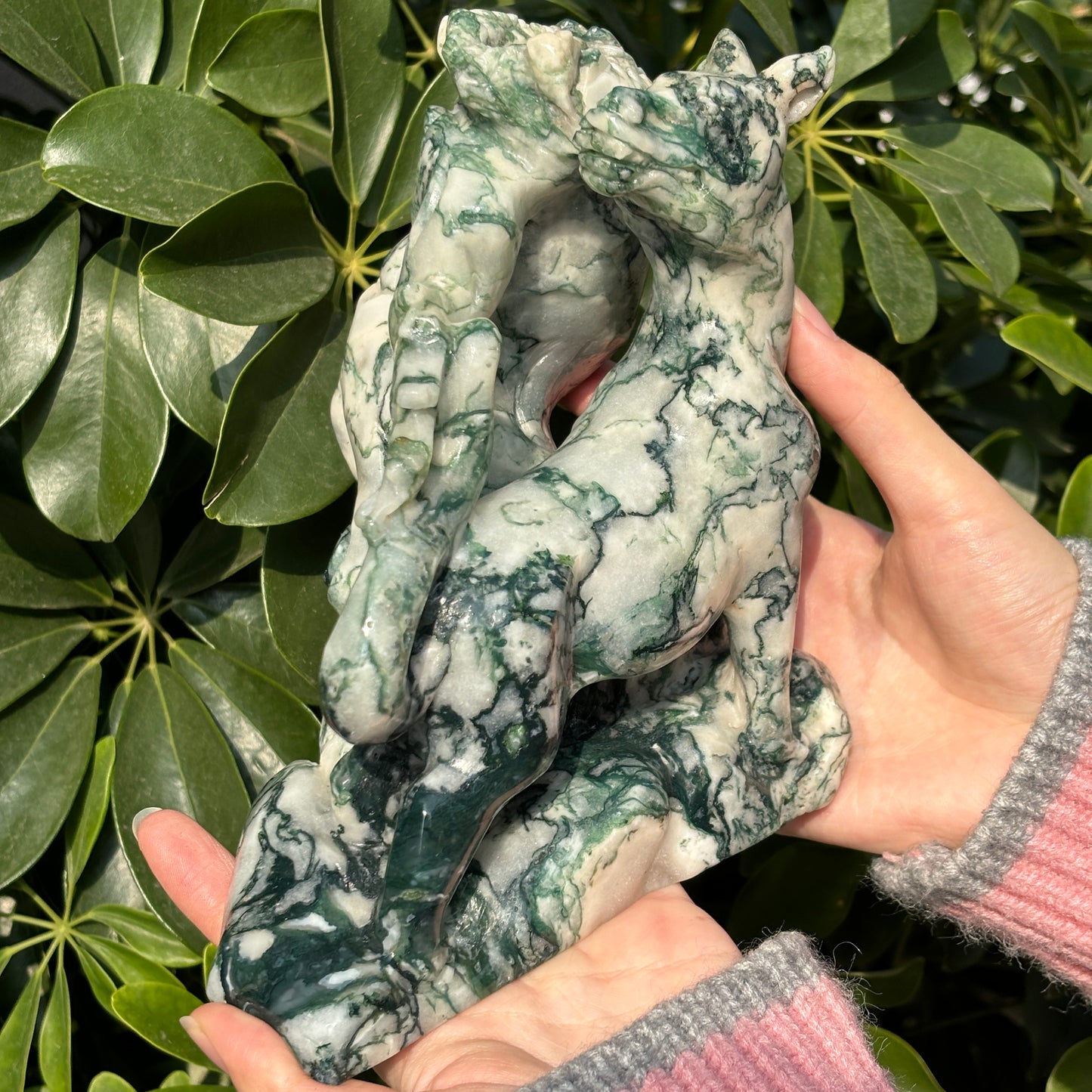 "Majestic Hand Carved Animal Crystal Statue - Natural Stone Sculpture"