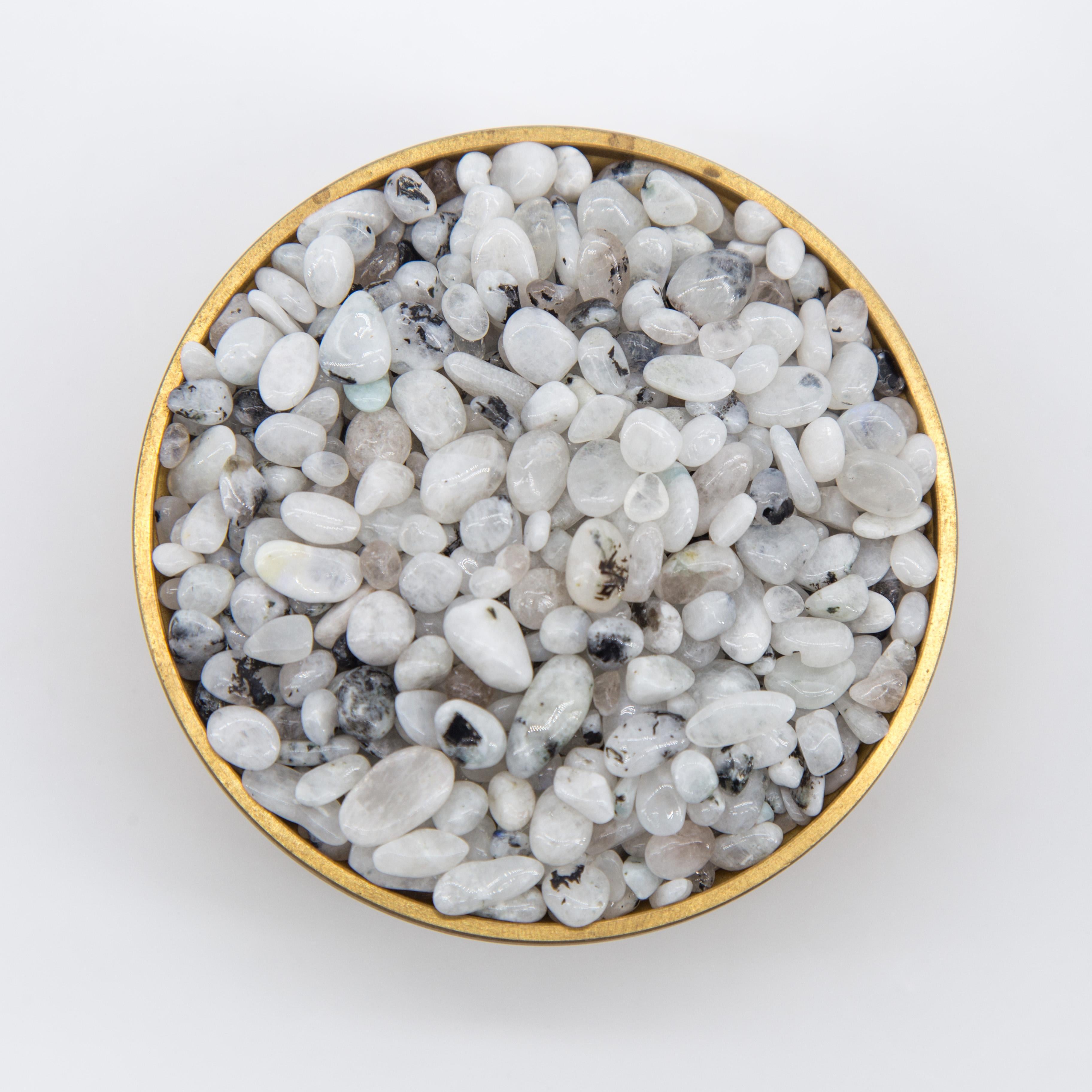Crystal Chips 100g,Natural Healing Gemstone Chips: Versatile Decorative Elements with Energizing Properties