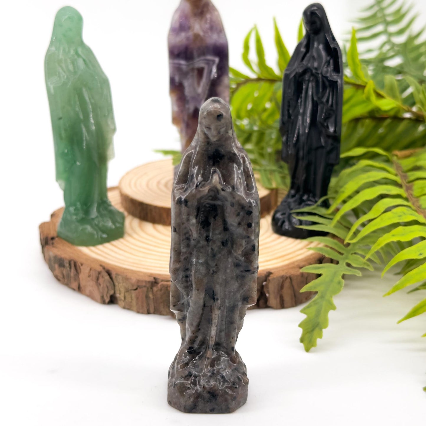 The Virgin Mary Crystal Carving, crystal healing ornament, home decoration collectible spiritual art, crystal gift