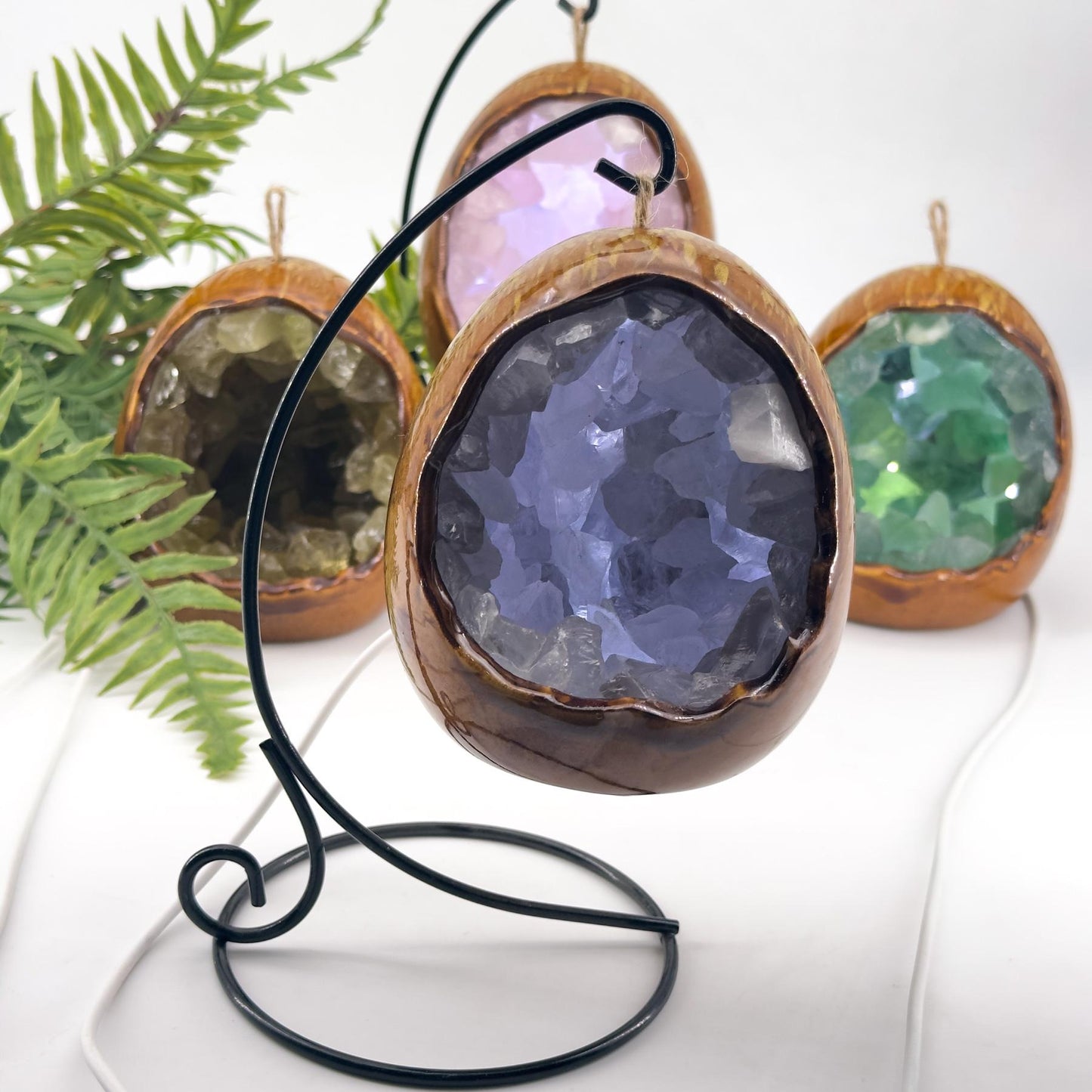 Crystal Dragon Egg Night Light ,USB Bedside Lamp,nergy Crystal Clusters Stone Lamp