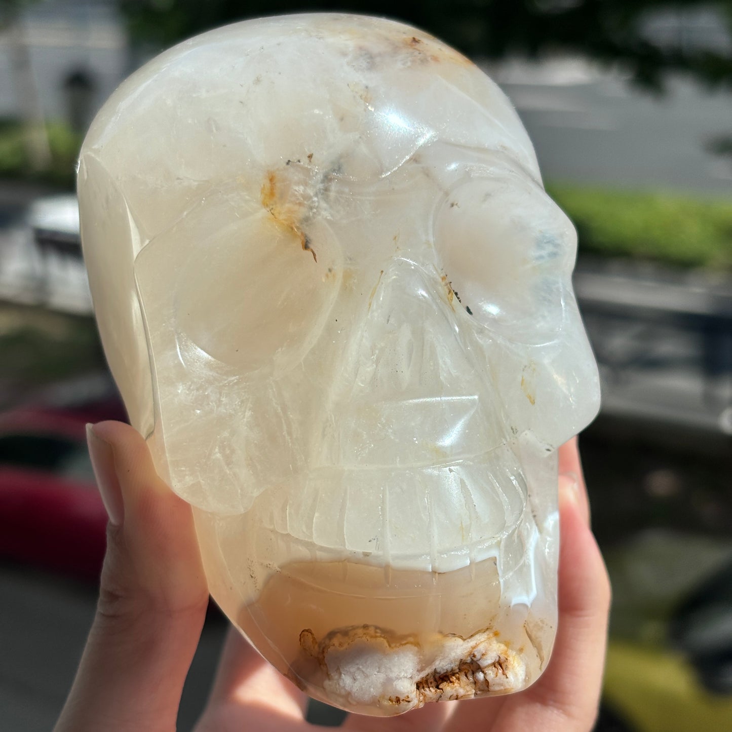 "Hand-Carved Flower Agate Crystal Skull - Unique Natural Stone Sculpture"