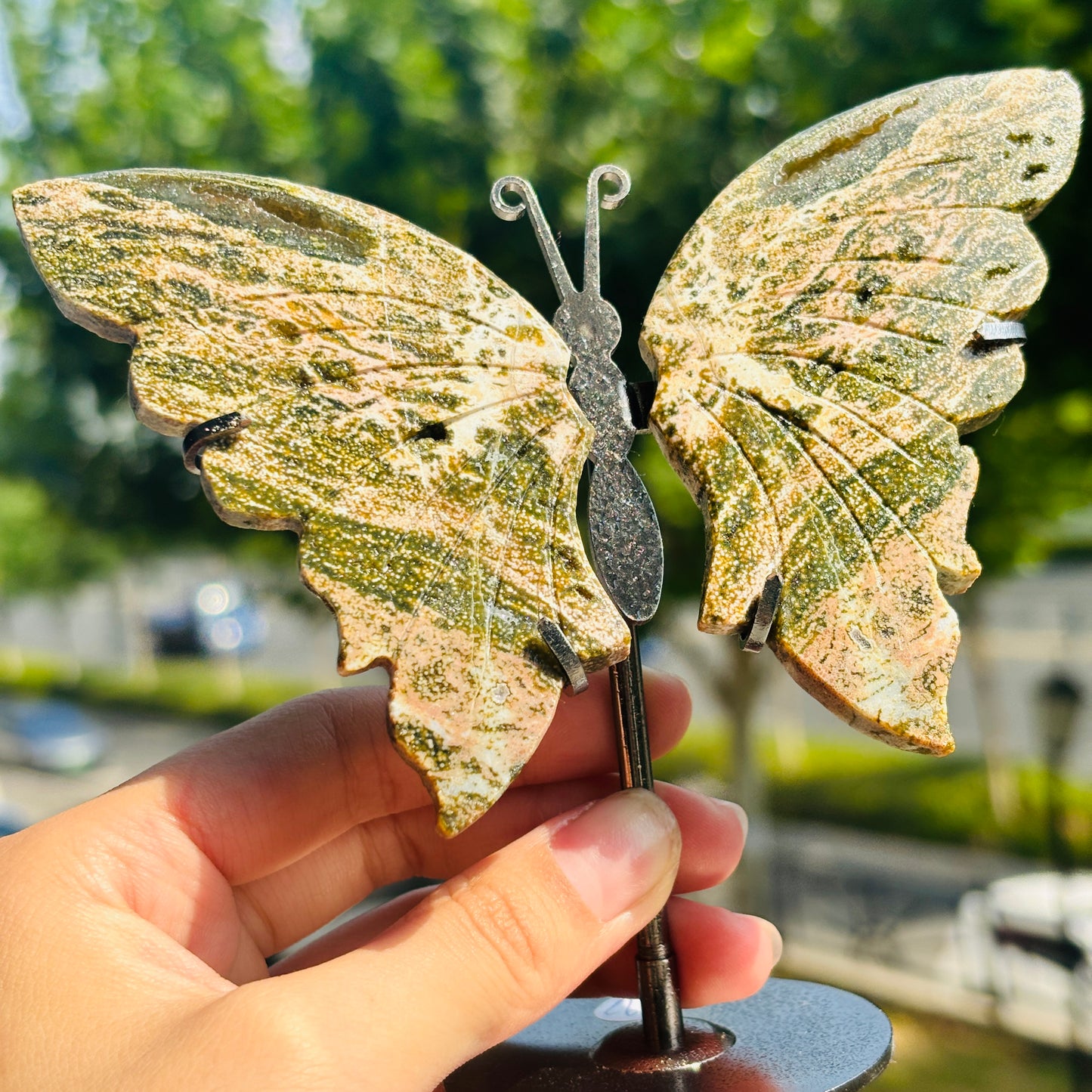 Unique Jasper Butterfly Sculpture – Decorative Crystal Art for Home and Office