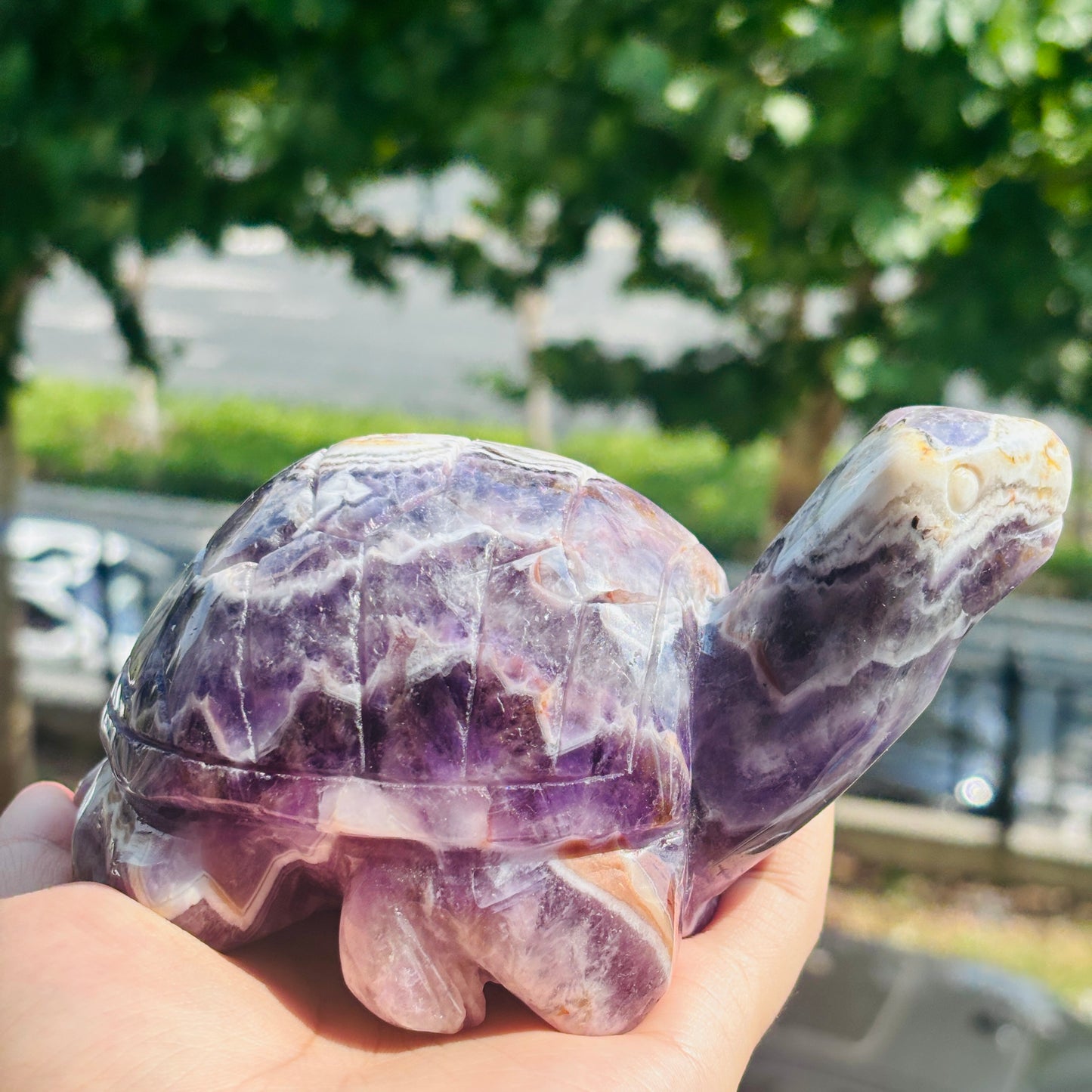 Dream Amethyst Turtle Sculpture – Handcrafted Crystal Decor Piece