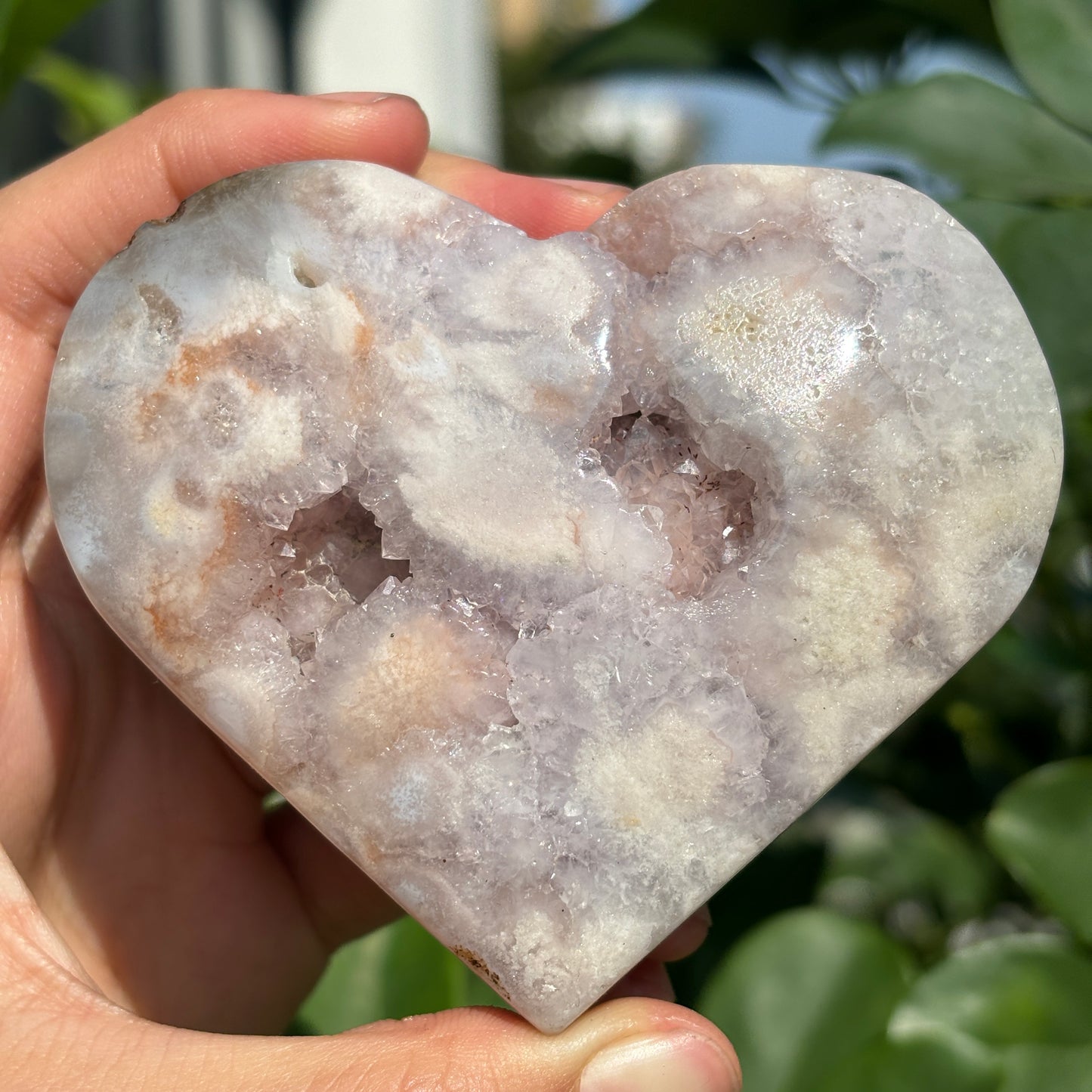 “Heart of the Natural Pink Amethyst Geode – Exquisite and Elegant, the Beauty of Raw Crystal”
