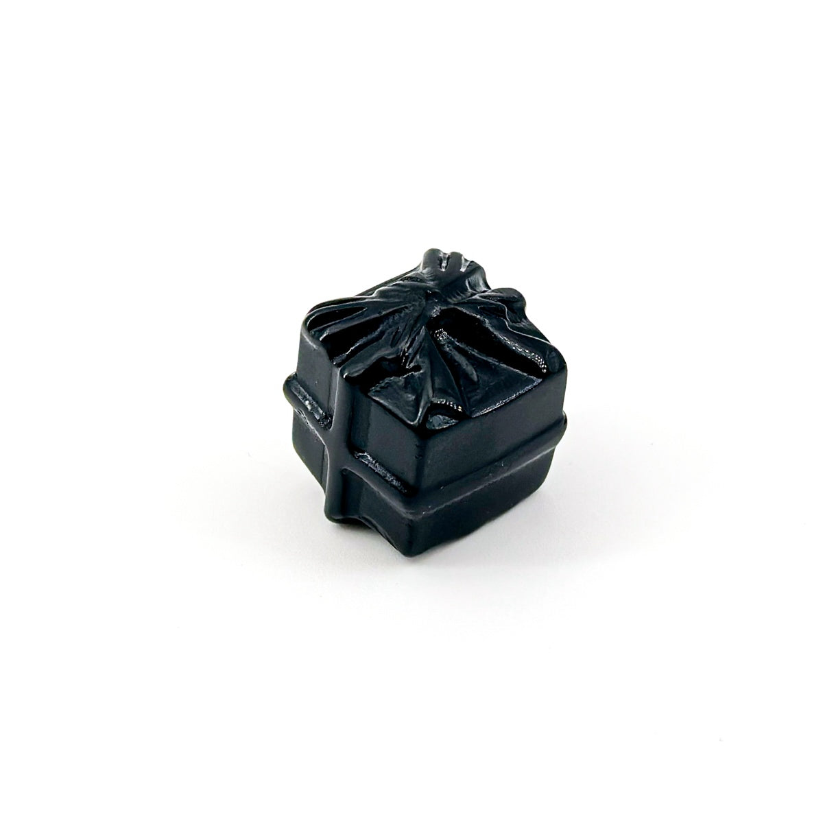 "Mini 2cm Crystal Gift Box Sculpture | Unique Gemstone Decor & Collectible"