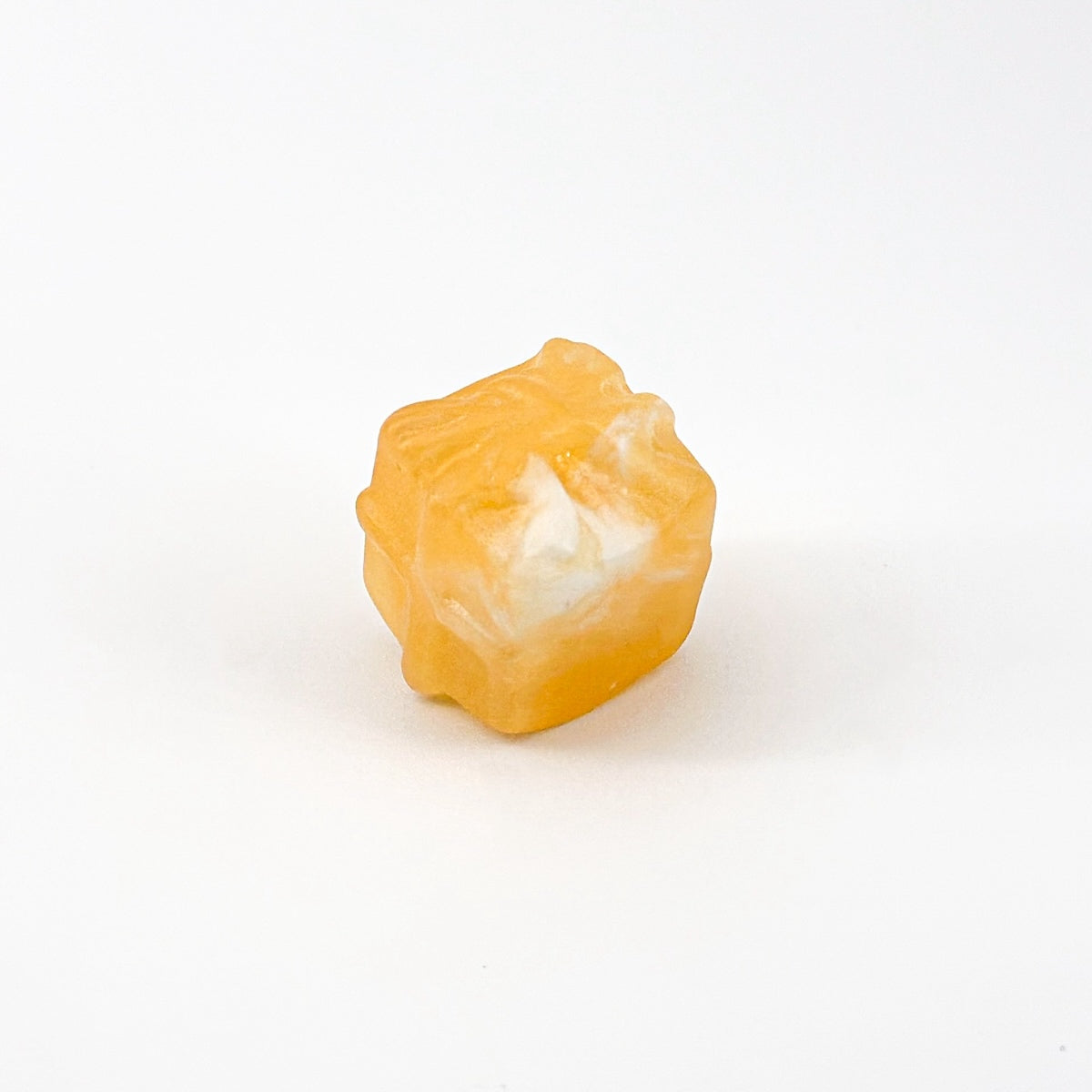 "Mini 2cm Crystal Gift Box Sculpture | Unique Gemstone Decor & Collectible"