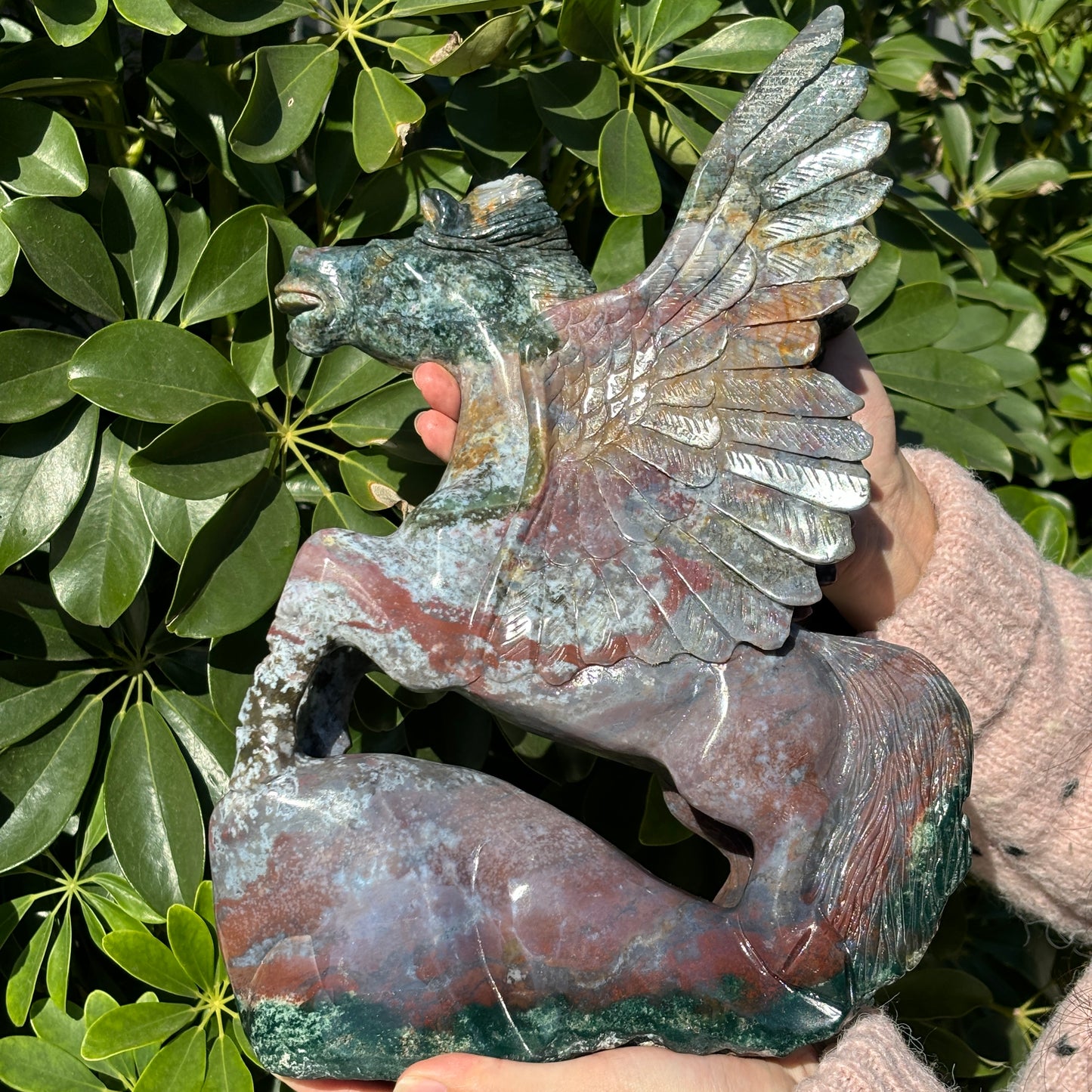 "Majestic Hand Carved Animal Crystal Statue - Natural Stone Sculpture"