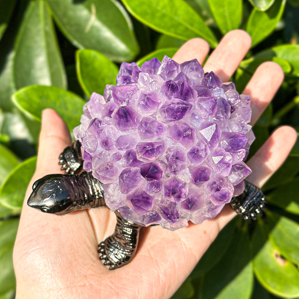“Amethyst Turtle - Handcrafted Metal and Gemstone Sculpture for Home Decoration, Width 8 cm Length 11.5 cm”