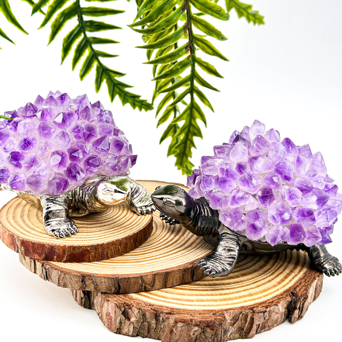 “Amethyst Turtle - Handcrafted Metal and Gemstone Sculpture for Home Decoration, Width 8 cm Length 11.5 cm”