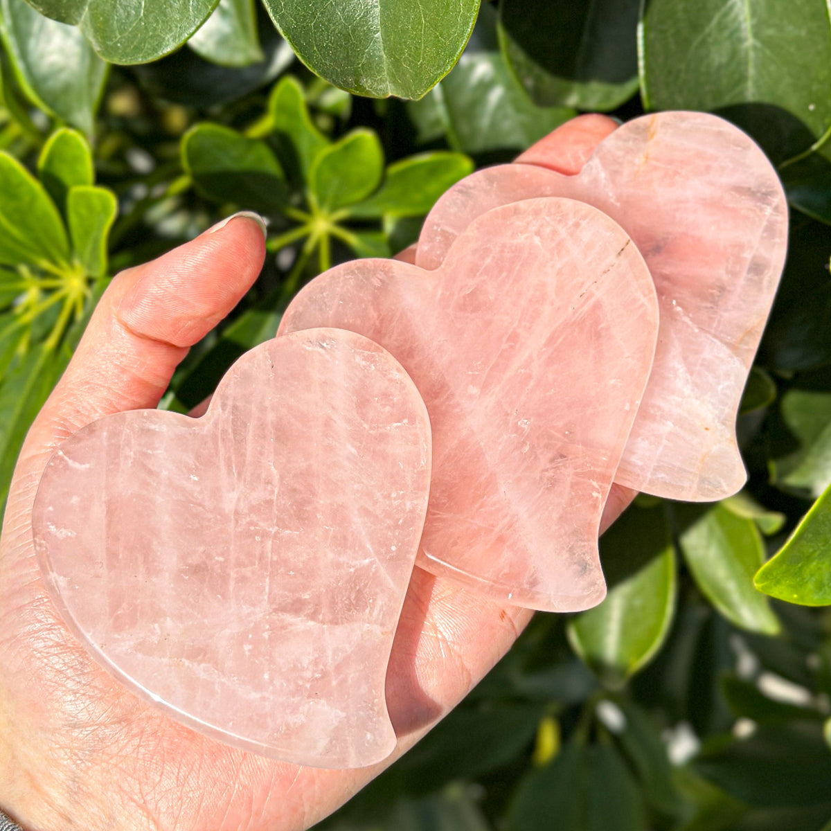 “Hand-carved Rose Quartz Heart-Shaped Gua Sha Board (7-7.5 cm | 2.76-2.95 in)”