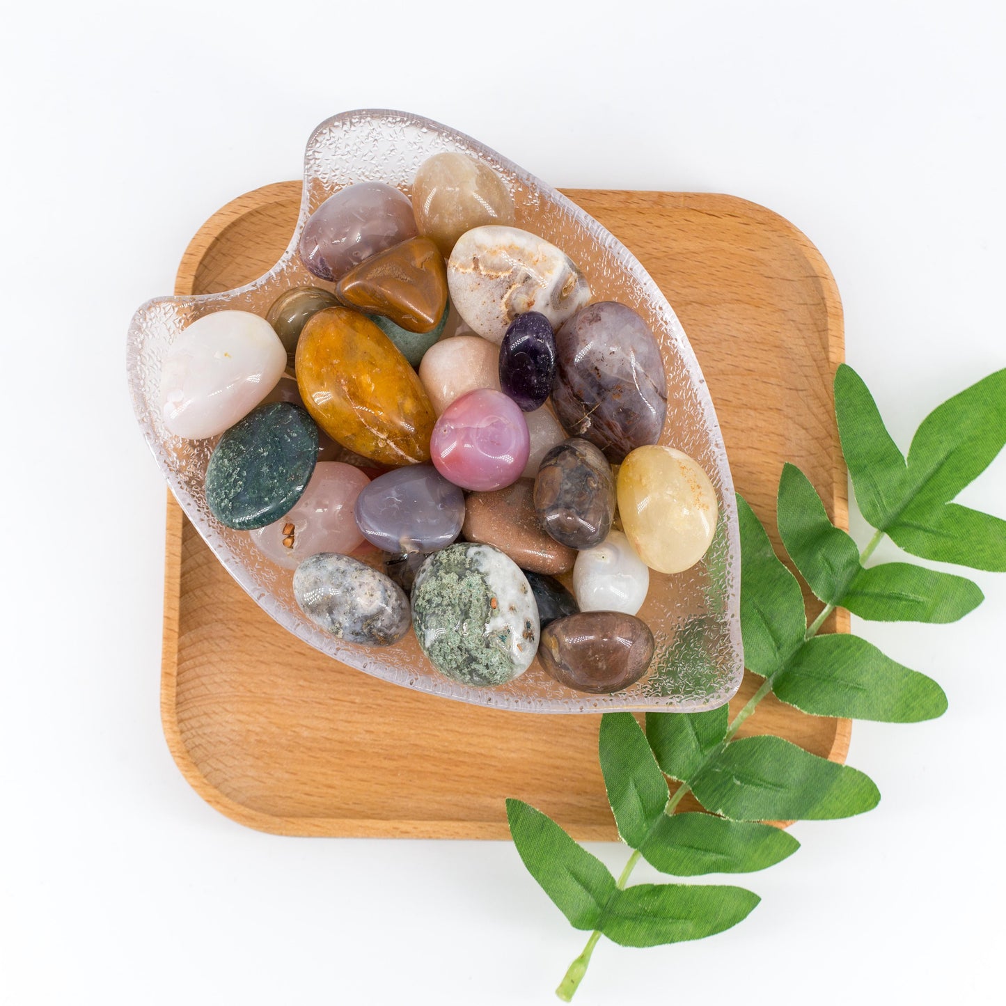 Crystal Tumble 100g,Natural Healing Gemstone Tumble: Versatile Decorative Elements with Energizing Properties