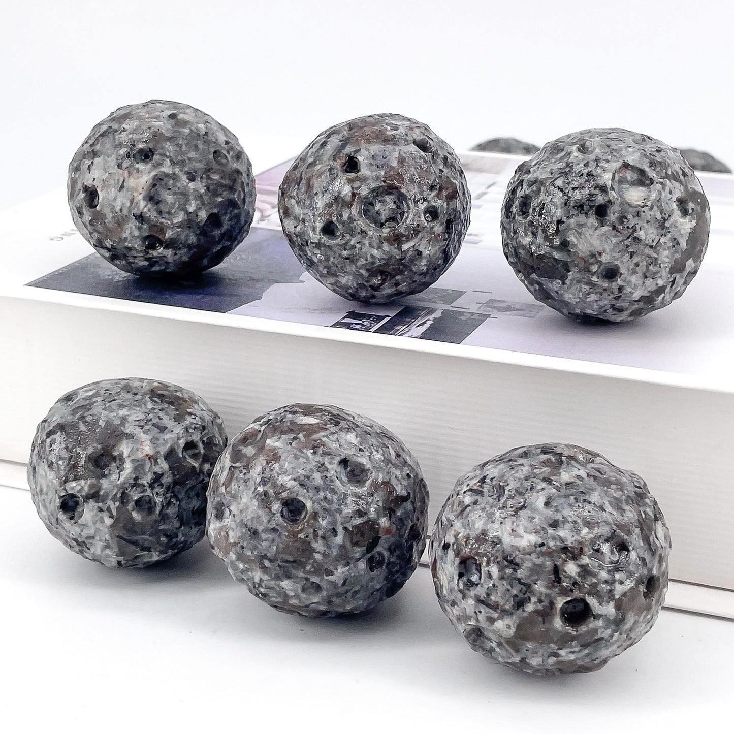 Yooperlite Moon, Syenite Rich Fluorescent Sodalite, UV Light Reactive Crystal For Home Decoration