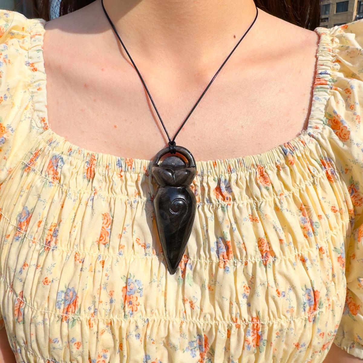 1 Count Natural Crystal Spring Nymph Goddess Carving Necklace, ideal choice for gifts, home decoration